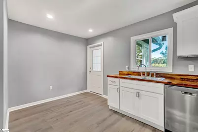 202 Holland Street, Gaffney, SC 29341 - Photo 10