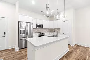98 E McBee Ave, Greenville, SC 29601 - Photo 8