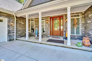 72 E Commodore Dr, Cross Hill, SC 29332 - Photo 6