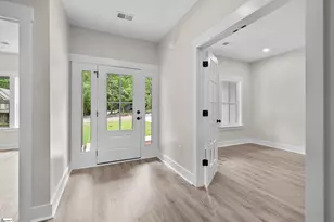 1 Beach Ct, Salem, SC 29676 - Photo 2