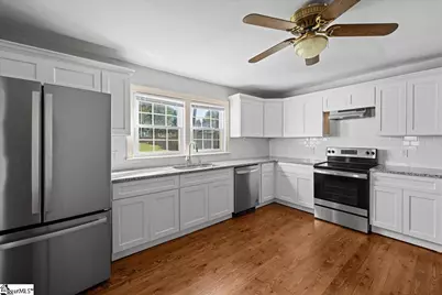 101 Bradley Street, Greenville, SC 29611 - Photo 10