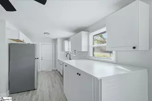 611 Gardner St, Gaffney, SC 29341 - Photo 10
