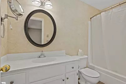 8 Oak Tree Drive, Taylors, SC 29687 - Photo 16