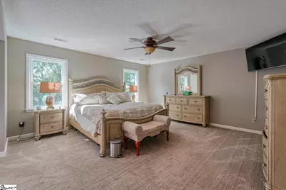 200 S Pointe, Cowpens, SC 29330 - Photo 16