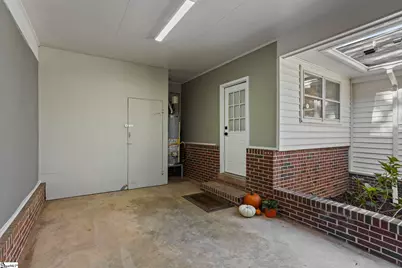 208 W Hillcrest Drive, Greenville, SC 29609 - Photo 38