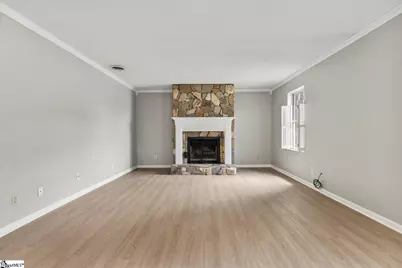 97 Jamestowne Way #84, Taylors, SC 29687 - Photo 6