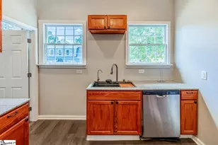 536 Peronneau St, Spartanburg, SC 29306 - Photo 12