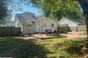 8 Lester Ave, Greenville, SC 29617 - Photo 2