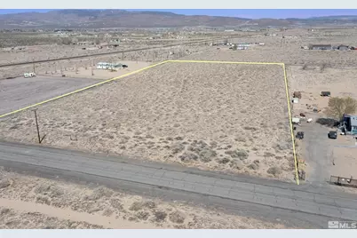 1720 E Fir Avenue, Silver Springs, NV 89429 - Photo 4