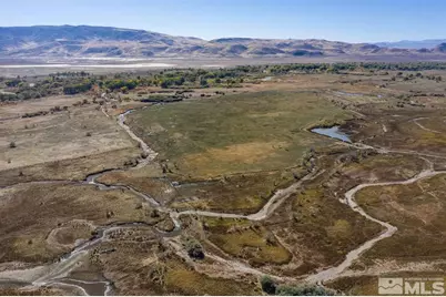 8940 Cougar Circle, Silver Springs, NV 89429 - Photo 6