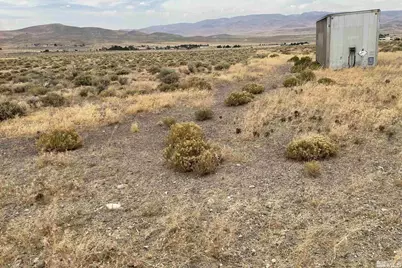5090 Geraldine Avenue, Silver Springs, NV 89429 - Photo 2