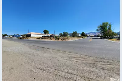 609 Sheehan Street, Winnemucca, NV 89445 - Photo 4