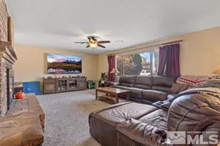 613 Ivy St, Carson City, NV 89703 - Photo 4