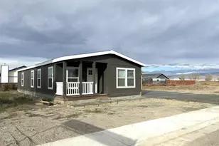 475 Camellia Wy, Lovelock, NV 89419 - Photo 2