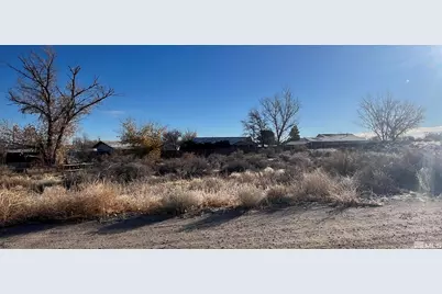 1492 Del Rio, Fallon, NV 89406 - Photo 2