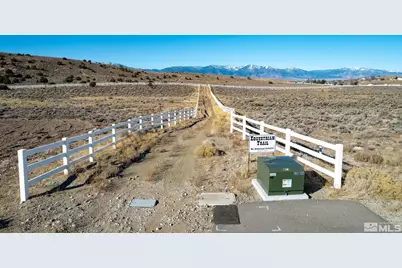 1421 Hunters Point, Gardnerville, NV 89410 - Photo 24