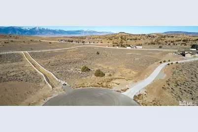 1421 Hunters Point, Gardnerville, NV 89410 - Photo 10