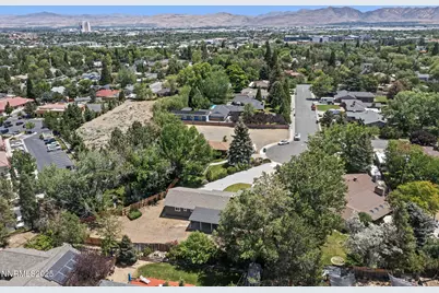 395 Chevy Chase Street, Reno, NV 89509 - Photo 38