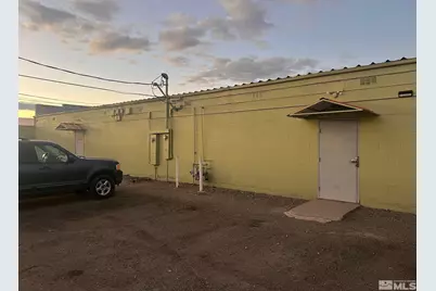 205-209 W Goldfield Avenue, Yerington, NV 89447 - Photo 12