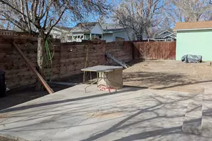 115 Commercial Ave, Yerington, NV 89447 - Photo 10