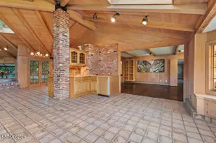1880 Meadowview Ln, Reno, NV 89509 - Photo 18
