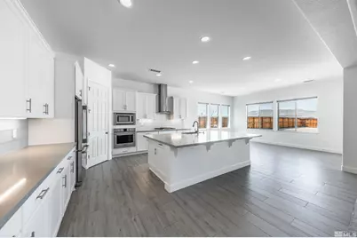 11691 Hacienda Ridge Way, Sparks, NV 89441 - Photo 14