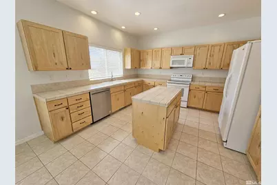 1031 Vintage Hills Parkway, Sparks, NV 89436 - Photo 6