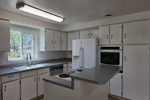 311 S Main St, Yerington, NV 89447 - Photo 10