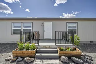 5405 White Oak Dr, Silver Springs, NV 89429 - Photo 2