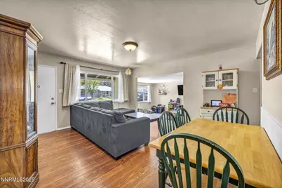 218 Albany Avenue, Carson City, NV 89703 - Photo 6