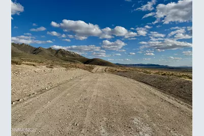 11180 Winter River Drive, Lovelock, NV 89419 - Photo 6