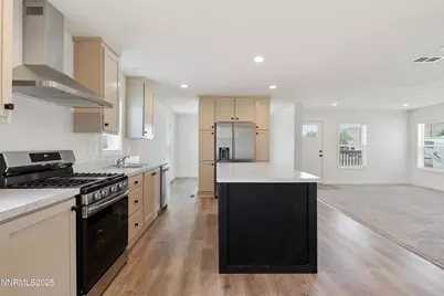 2550 Pueblo Street, Silver Springs, NV 89429 - Photo 16