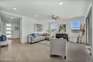 8601 Crandell Dr, Reno, NV 89506 - Photo 18