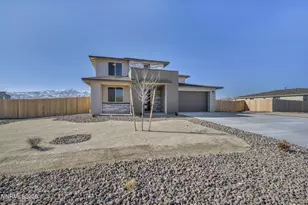 8601 Crandell Dr, Reno, NV 89506 - Photo 2