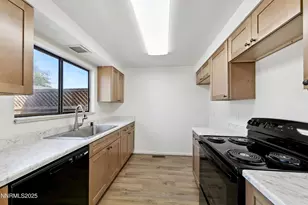 718 Travis Dr, Carson City, NV 89701 - Photo 10