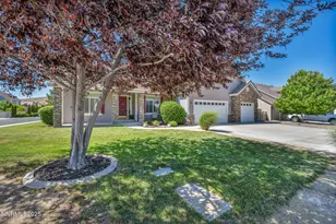 420 Chianti Way, Dayton, NV 89403 - Photo 2