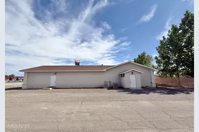 215 Palmer Street, Battle Mountain, NV 89820 - Photo 2