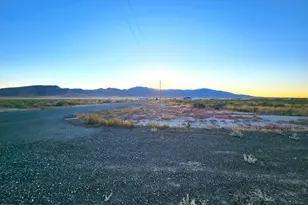 545 Yellow Brick Rd, Battle Mountain, NV 89820 - Photo 1