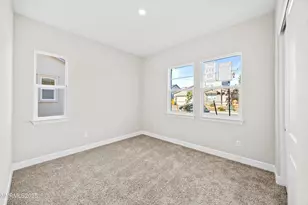 182 Commodore Dr, Reno, NV 89523 - Photo 22