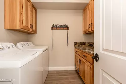 2092 Canterbury Lane, Carson City, NV 89703 - Photo 36