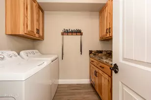 2092 Canterbury Ln, Carson City, NV 89703 - Photo 36