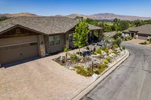 2092 Canterbury Ln, Carson City, NV 89703 - Photo 2