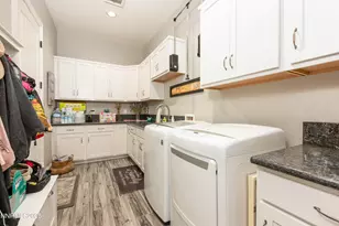 2092 Canterbury Ln, Carson City, NV 89703 - Photo 20