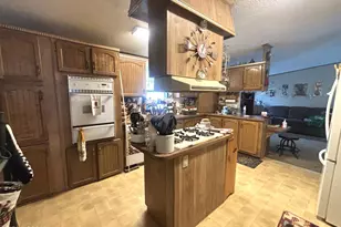 218 & 220 Middlegate Dr, Battle Mountain, NV 89820 - Photo 8