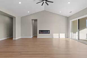 200 Pebble Creek Dr, Sparks, NV 89441 - Photo 22