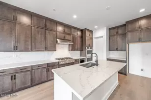 2940 Murrelet Wy, Sparks, NV 89441 - Photo 10