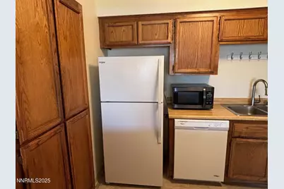 1465 E Peckham Lane #53, Reno, NV 89502 - Photo 6
