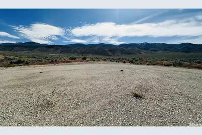 12585 Hawthorne Court, Lovelock, NV 89419 - Photo 6
