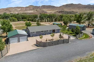 31850 Cantlon Dr, Wadsworth, NV 89442 - Photo 1