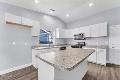 539 Rawe Peak Drive, Dayton, NV 89403 - Photo 12